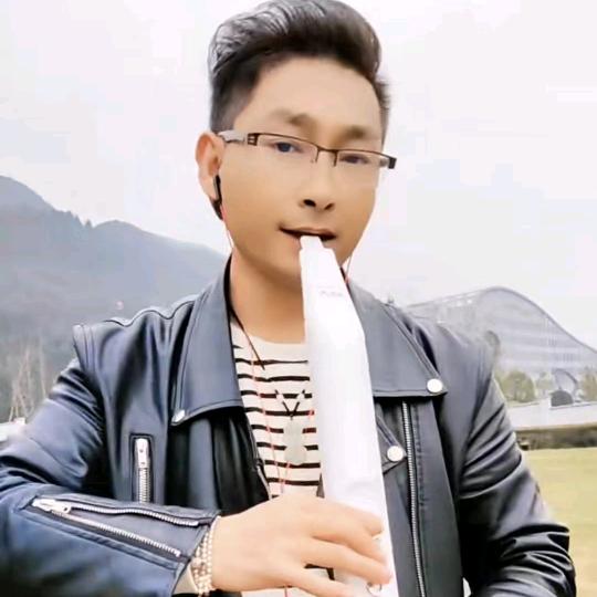 电吹管田老师