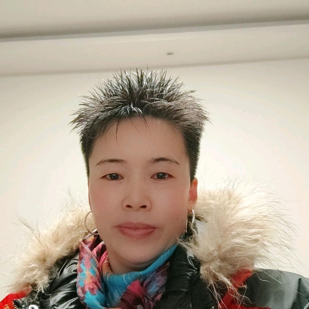枫炫墨头像