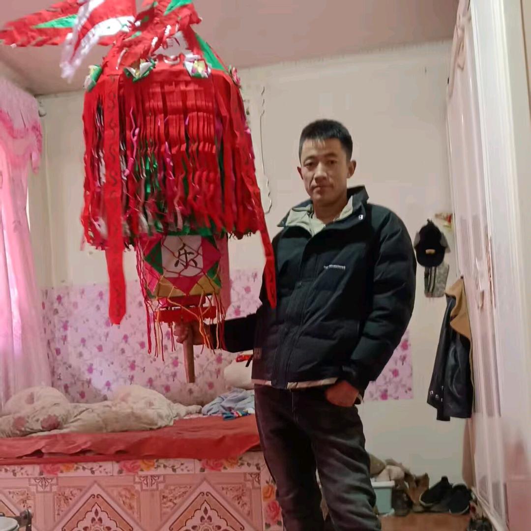 嗨，我是❤杯中酒醉~