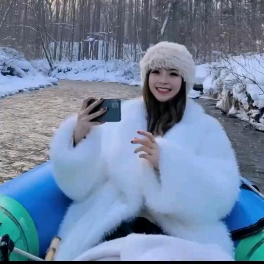 方源饲料犊牛超市丽姐