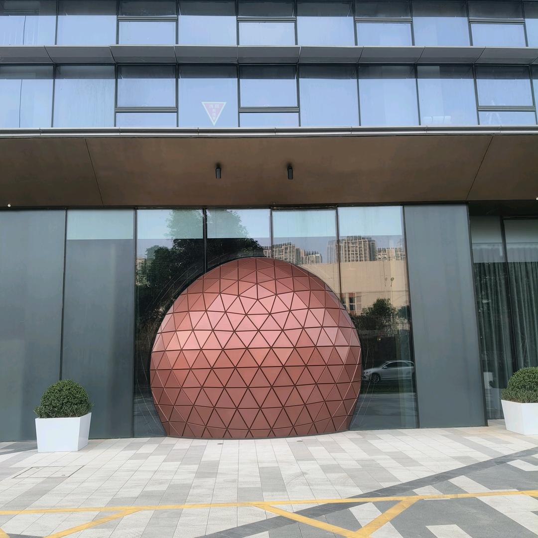 陌生的老公۹(๑•̀ω•́ ๑)۶