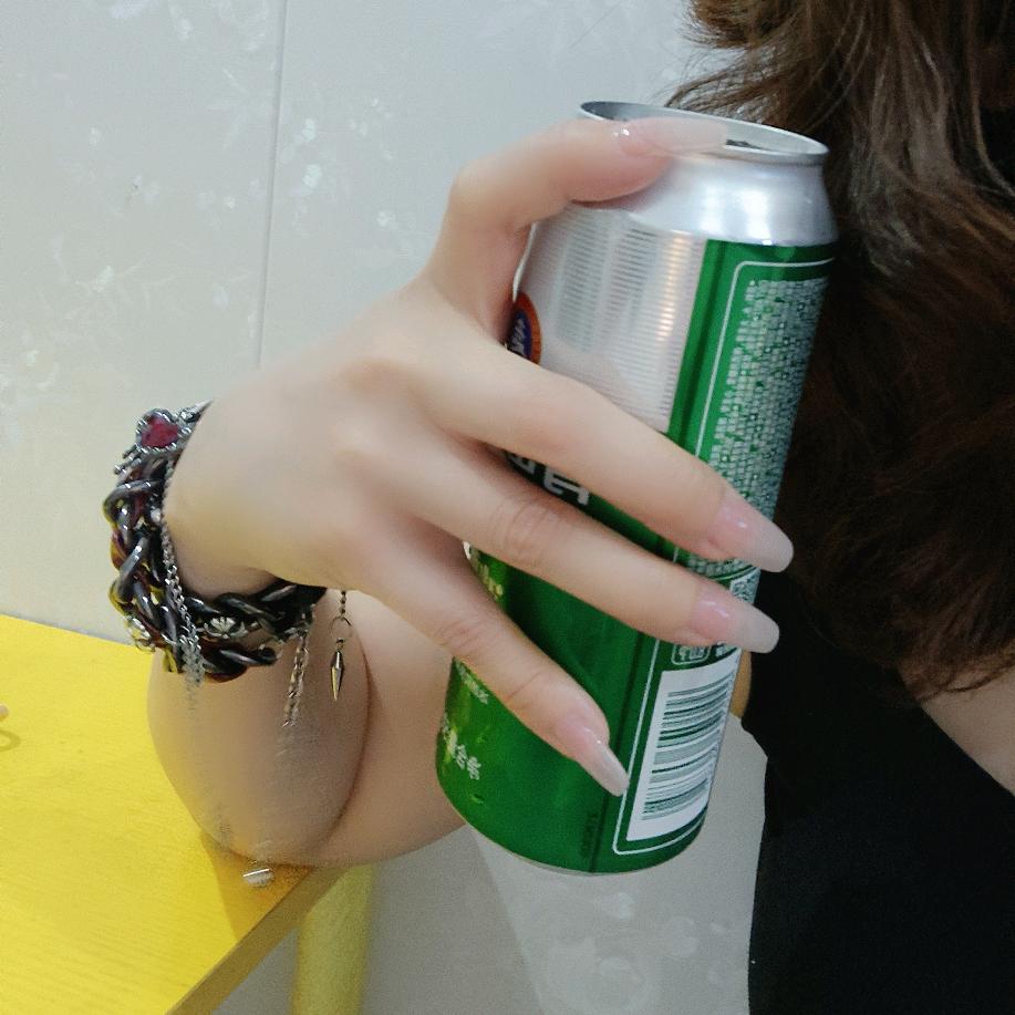 ~郑吖吖