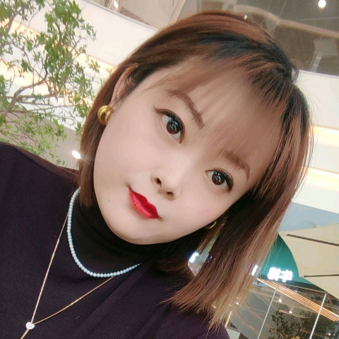 北利群潮宏基时尚珠宝展伟霞