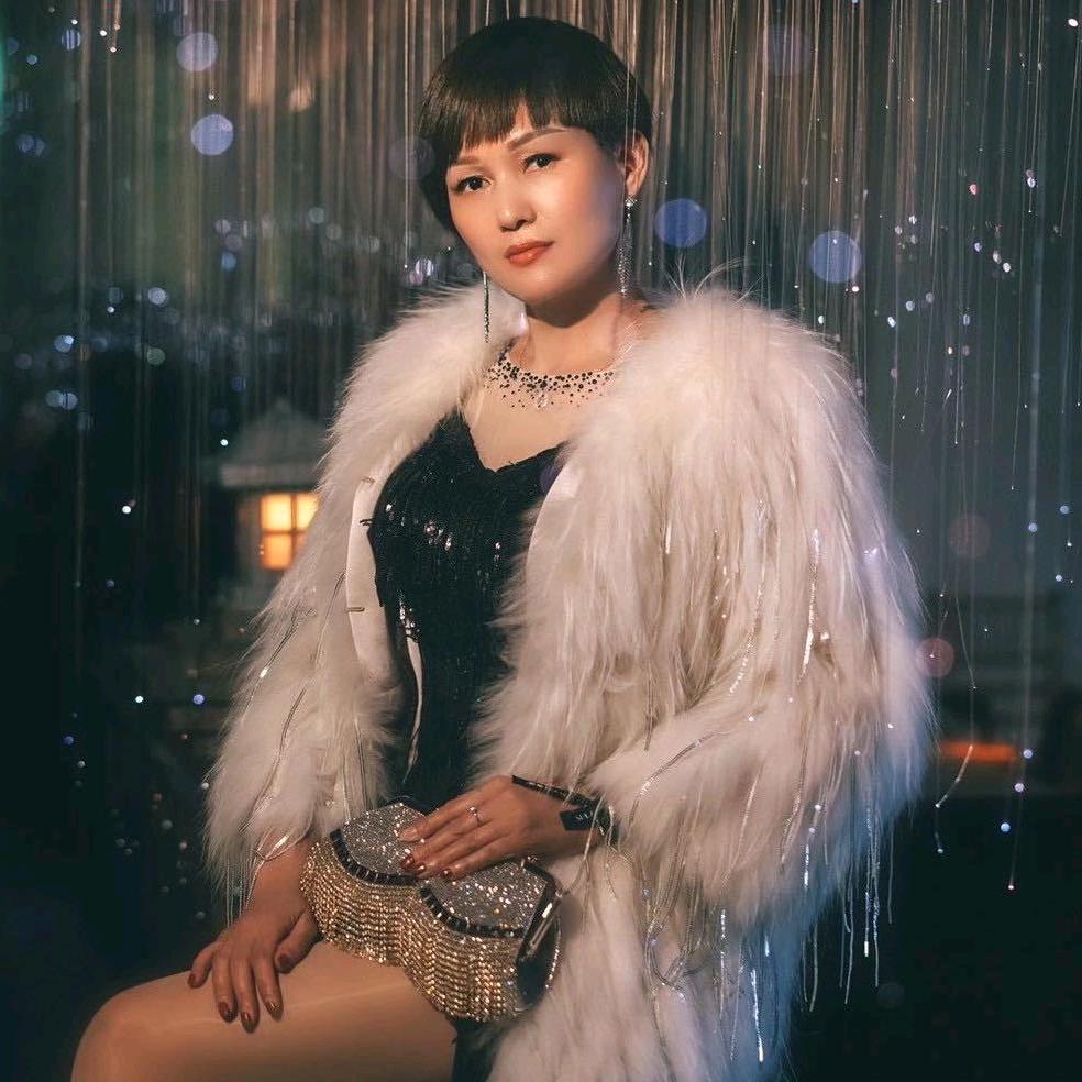 妖姐播满易
