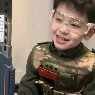 2 . 7🇨🇳