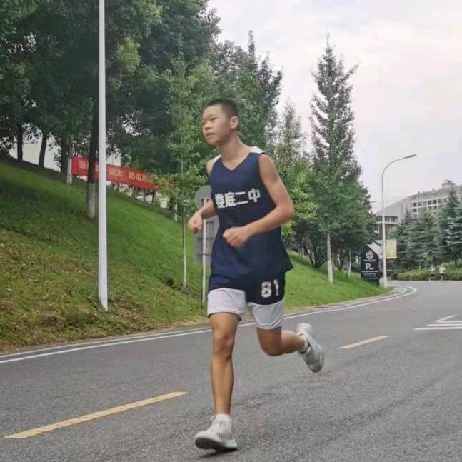 李思超