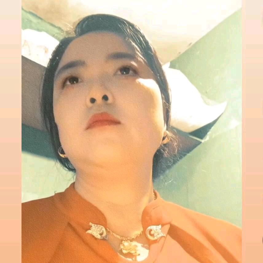 头顶蓝天脚踩大地