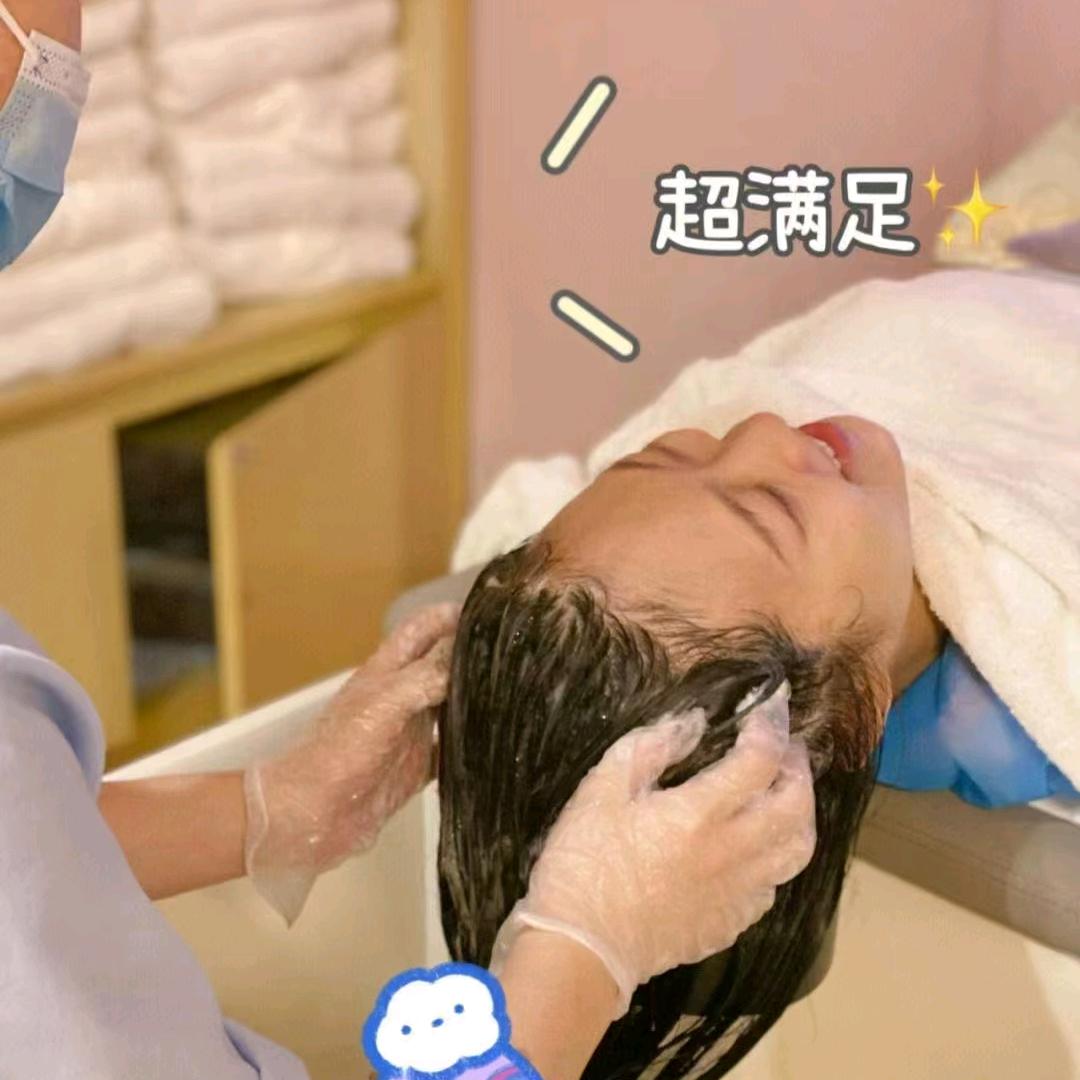 贾如臻爱妈妈产后徒手骨态重塑