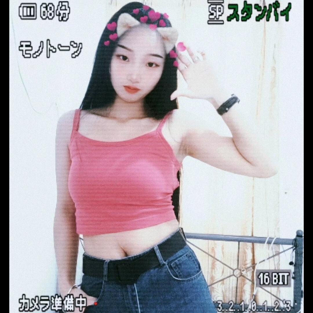 幼稚女神蹦蹦恰