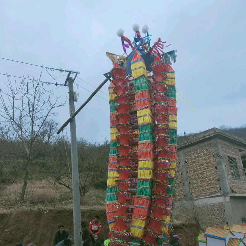 龙头山镇光明村殡葬用品店