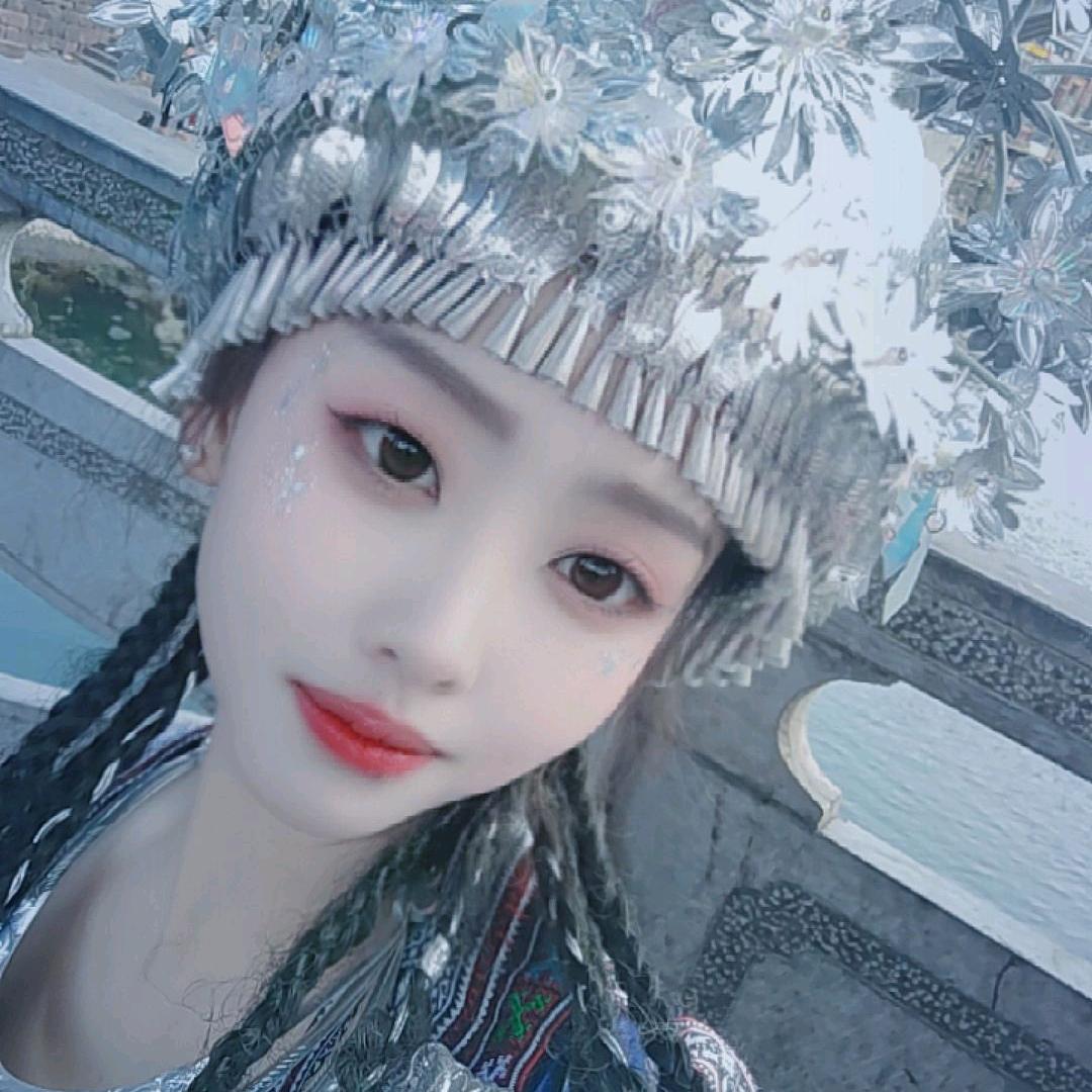 专业的勾缝💫美缝小姐姐