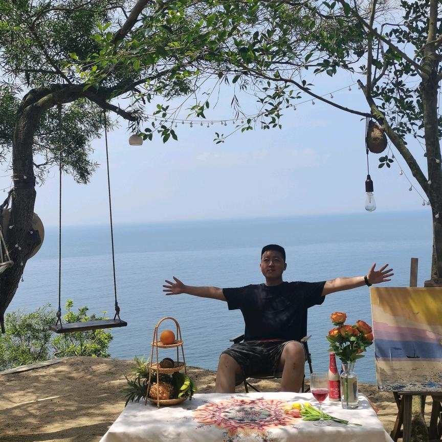 月亮忘了他