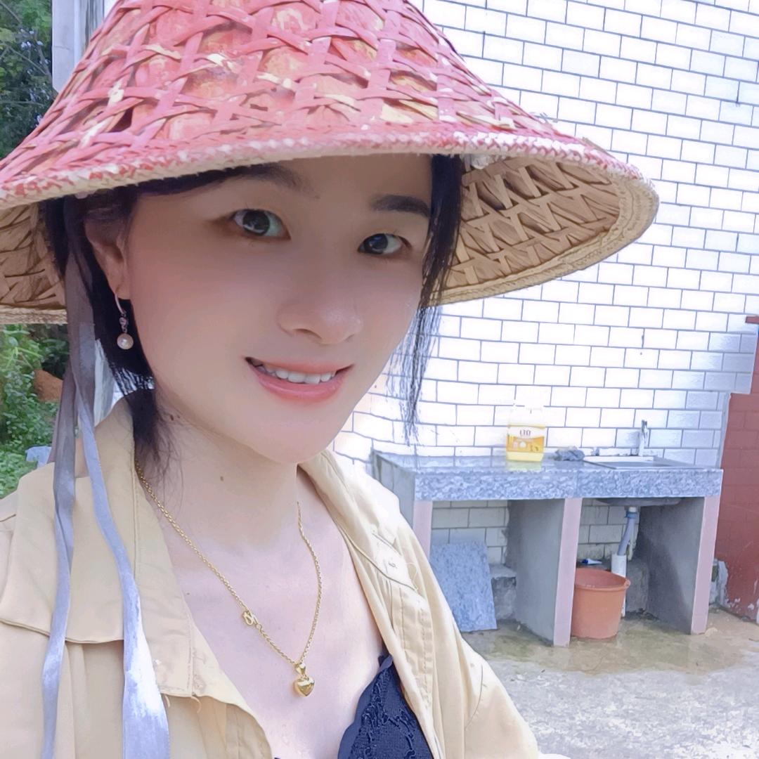 新业房产.谢紫萱