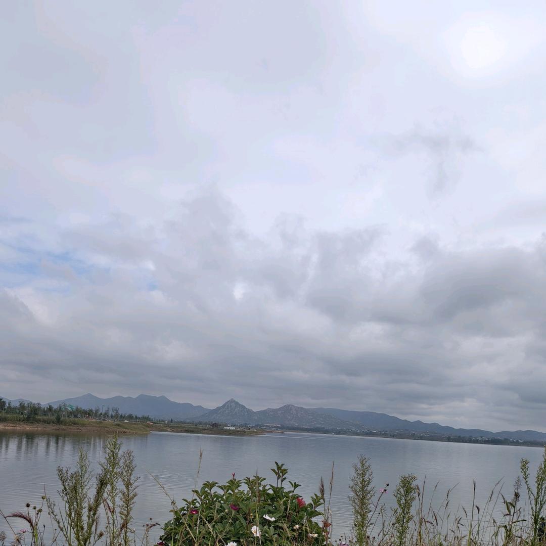 持”建”走天涯