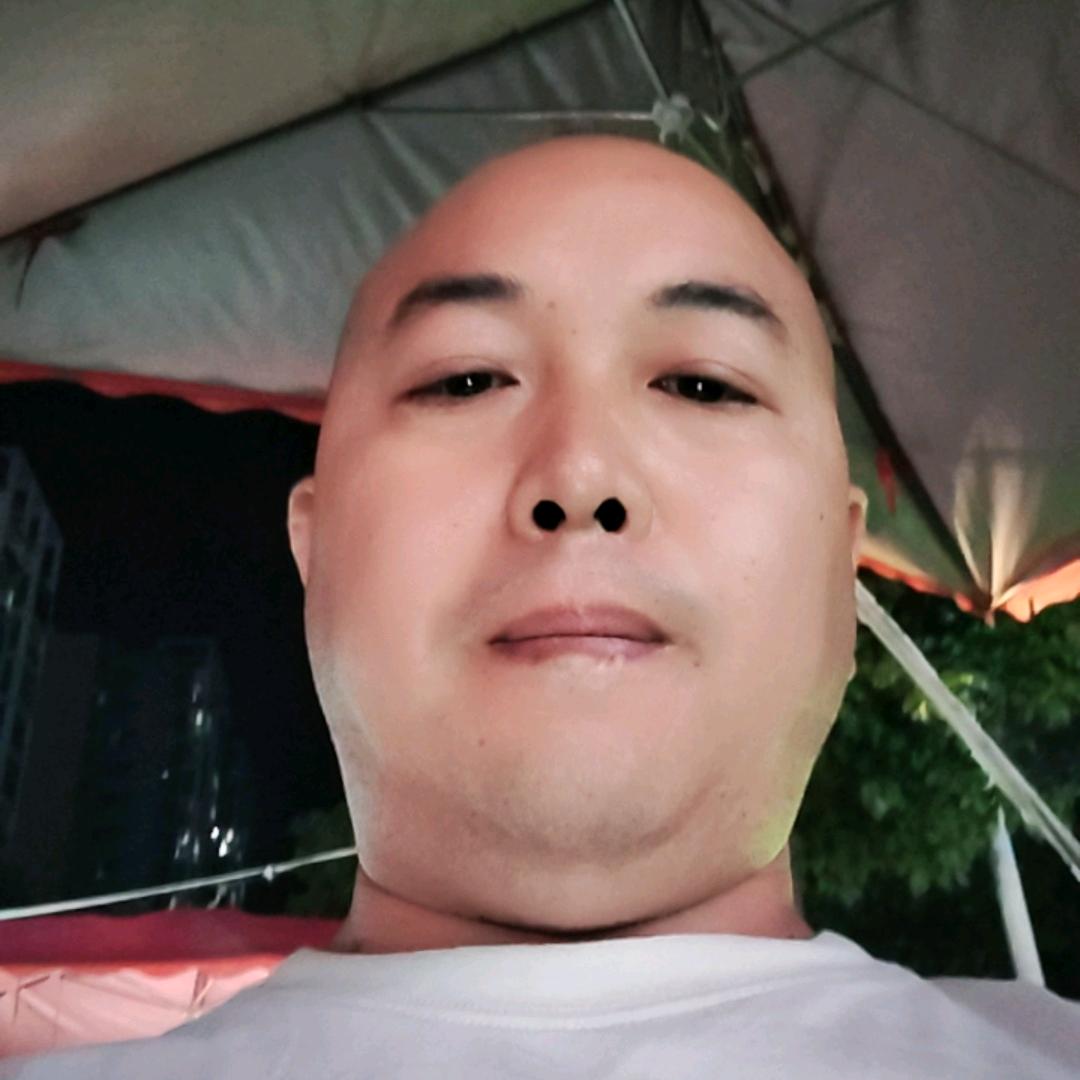 小黄吃不够