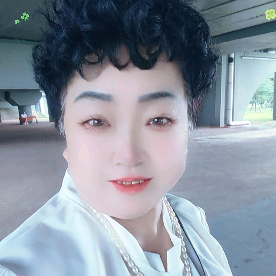 三个孙子的奶奶