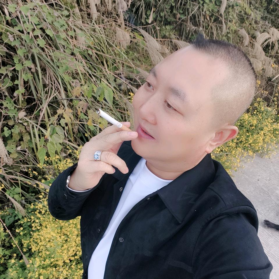 憨憨大佬。