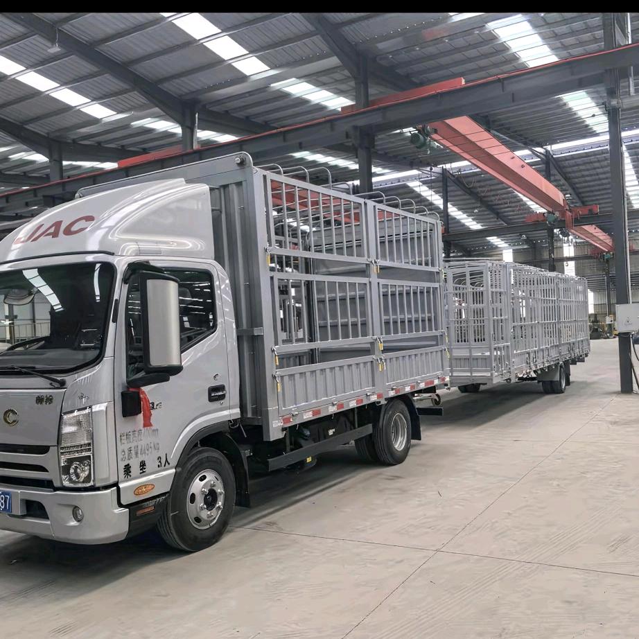 4米2中置轴半挂车
