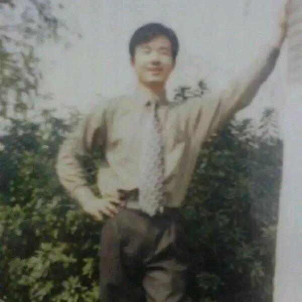 玖歌摆摊卖水果