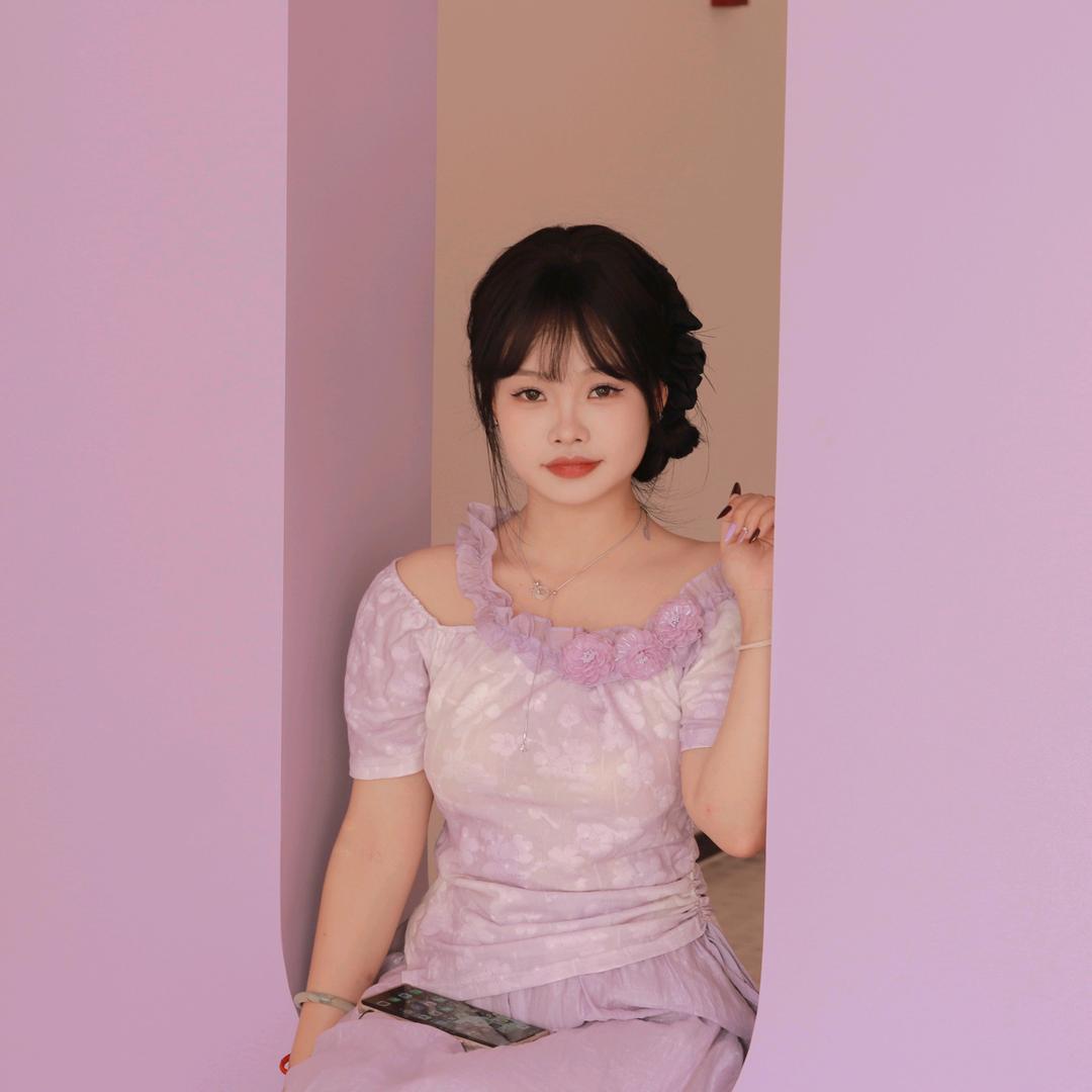 栀栀