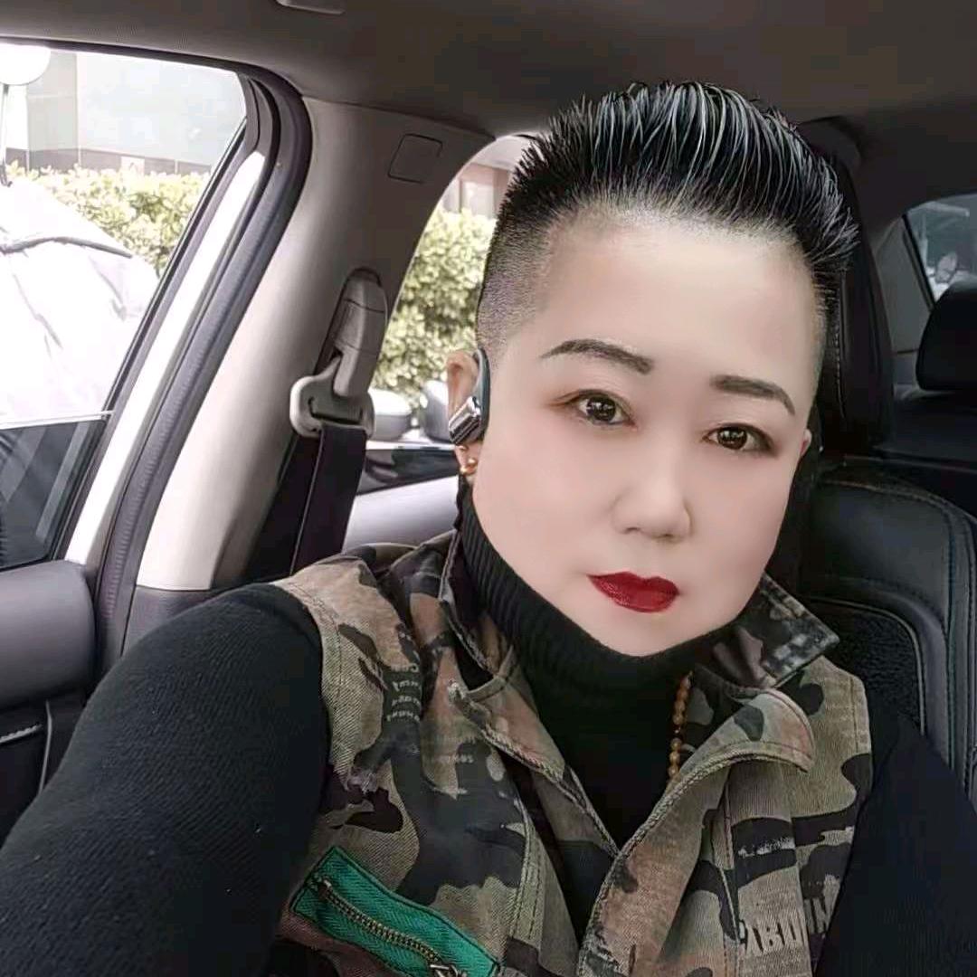 武校陪读妈妈代购  心姐
