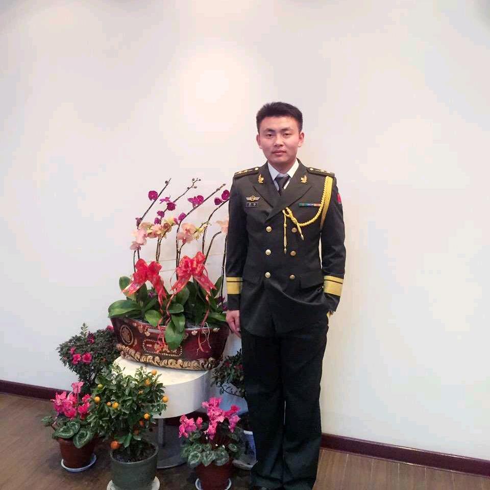 小燕班长🇨🇳（退役）