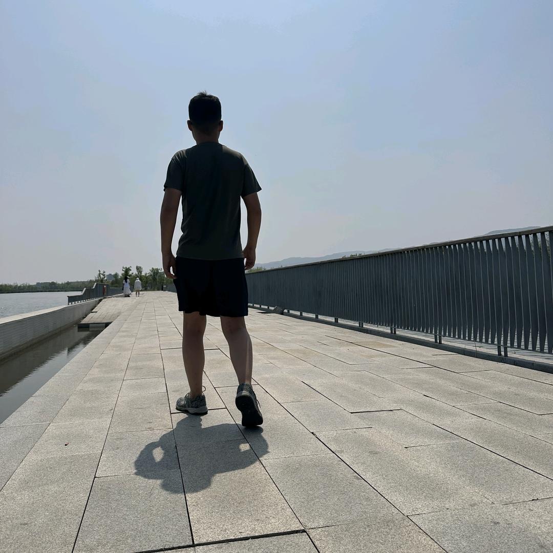 小七（教官）
