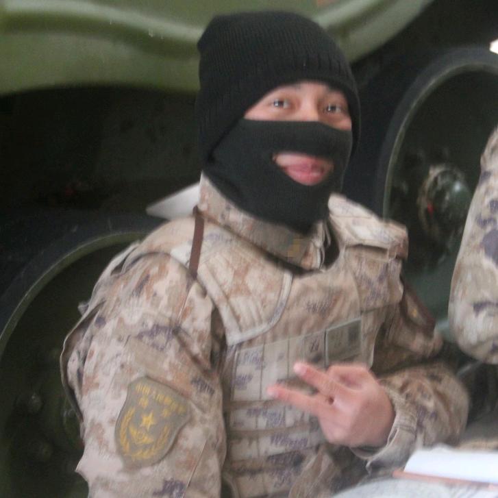 里建的雨下不停