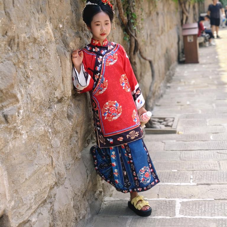 众赢美院《李静静》