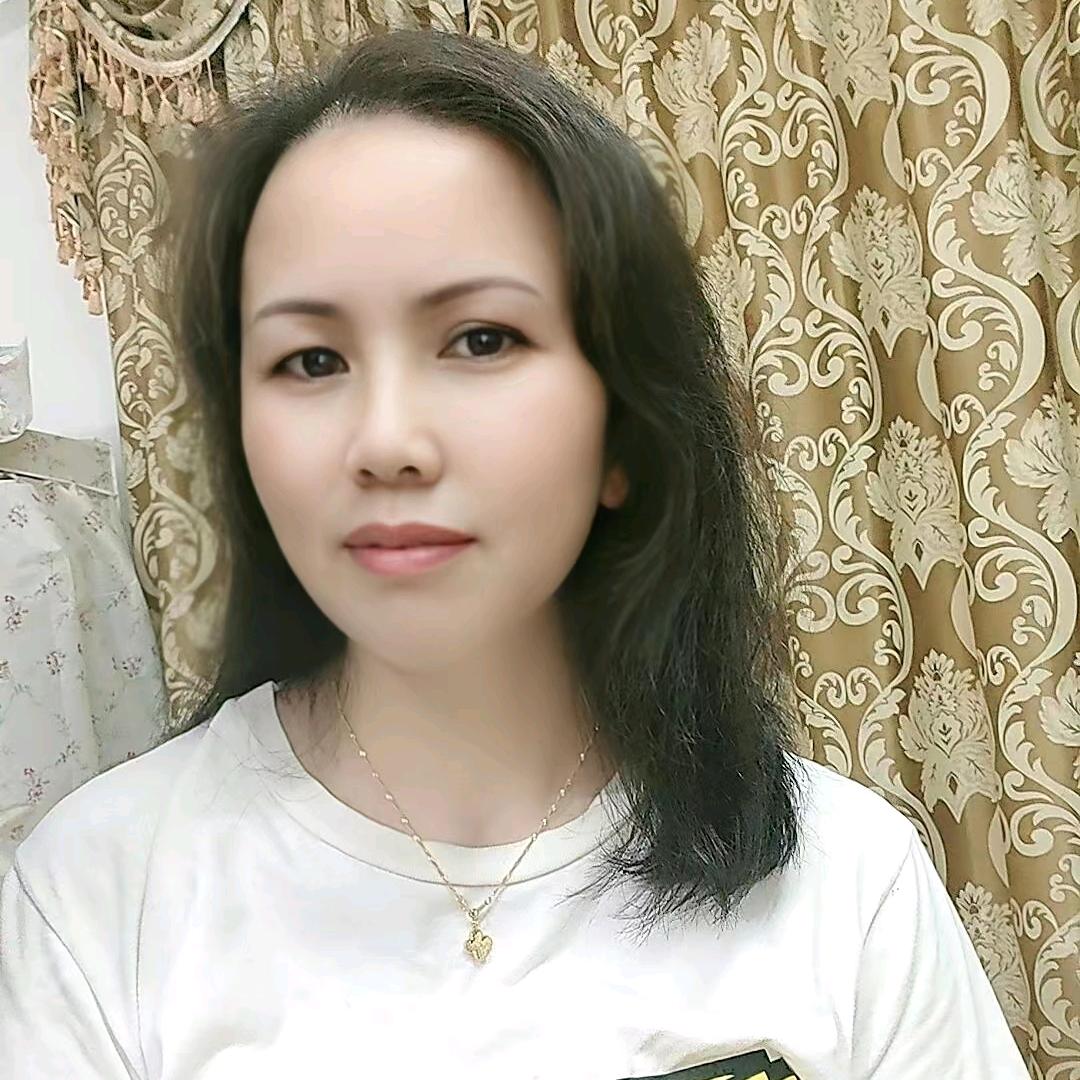 英姐吴姐菜摊