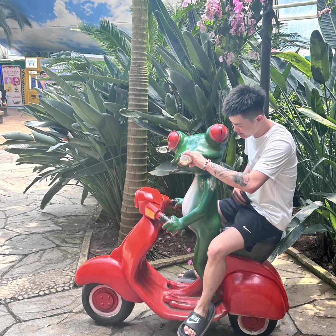 捏你圆脸