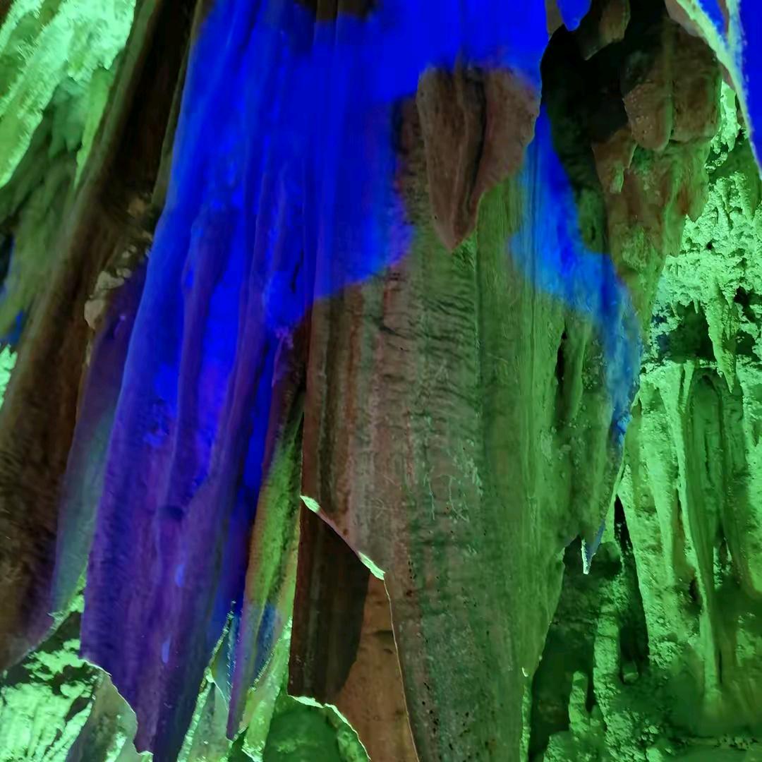夏季，的雨，冬天的雪。