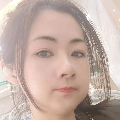 芸芸👸