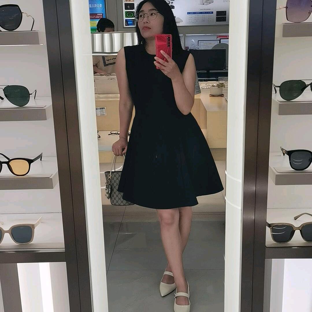 卖烤烟设备的小陆