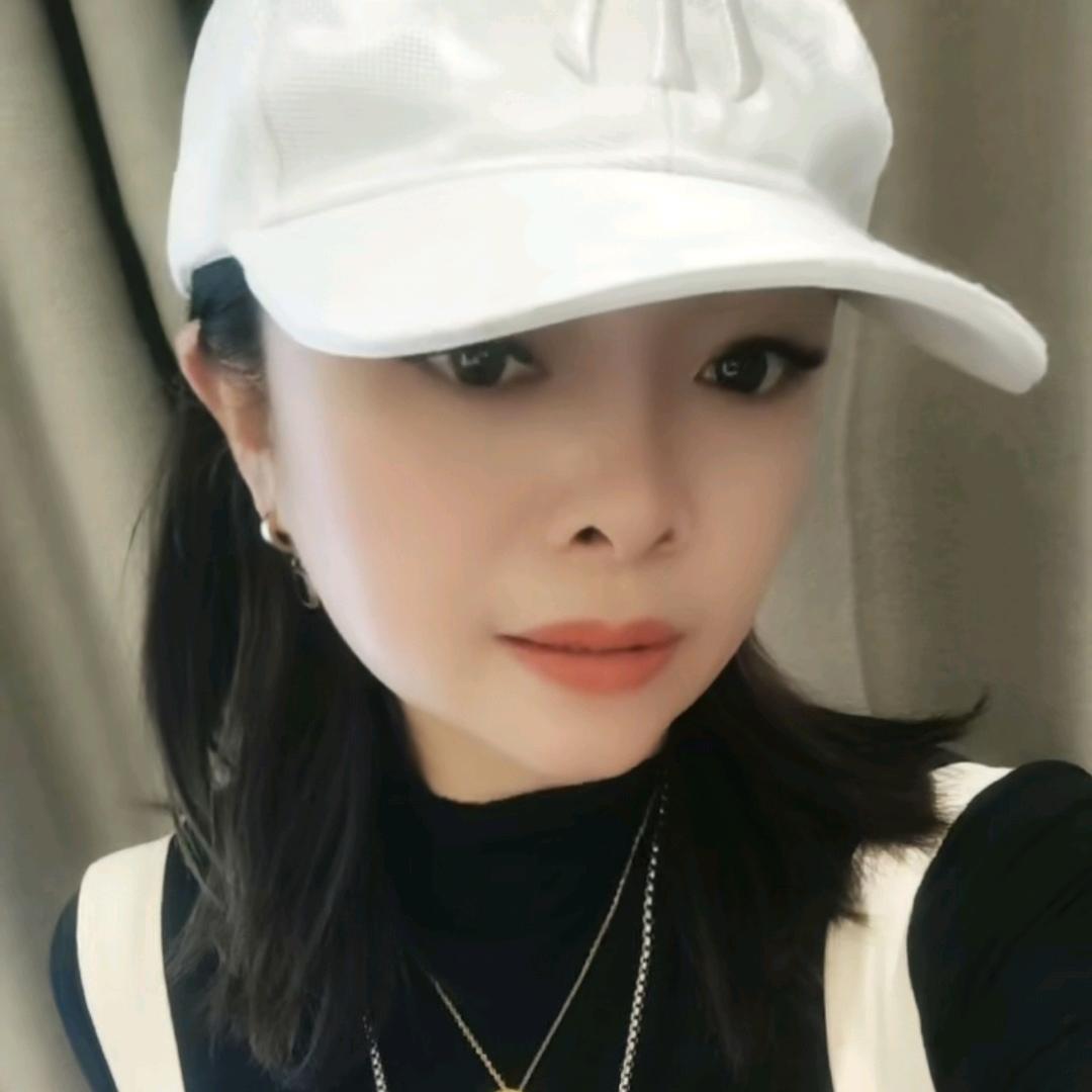 邹梅