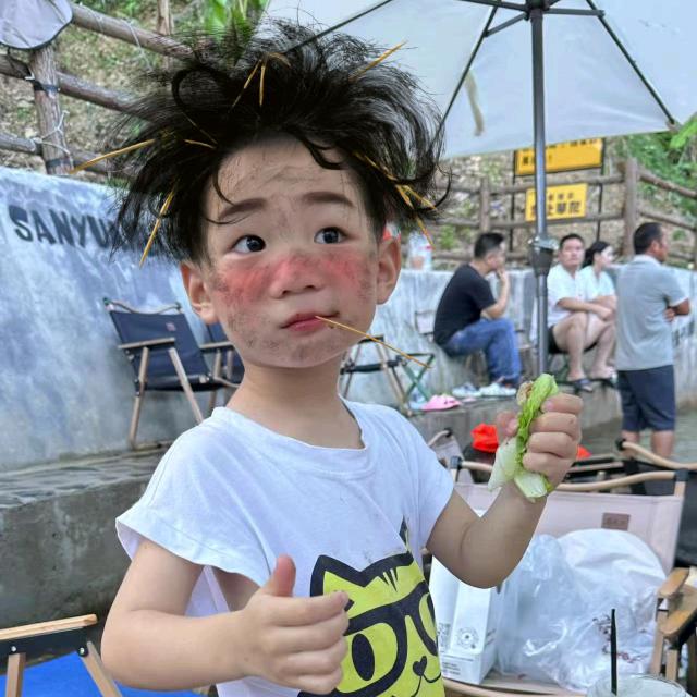晓 鹏
