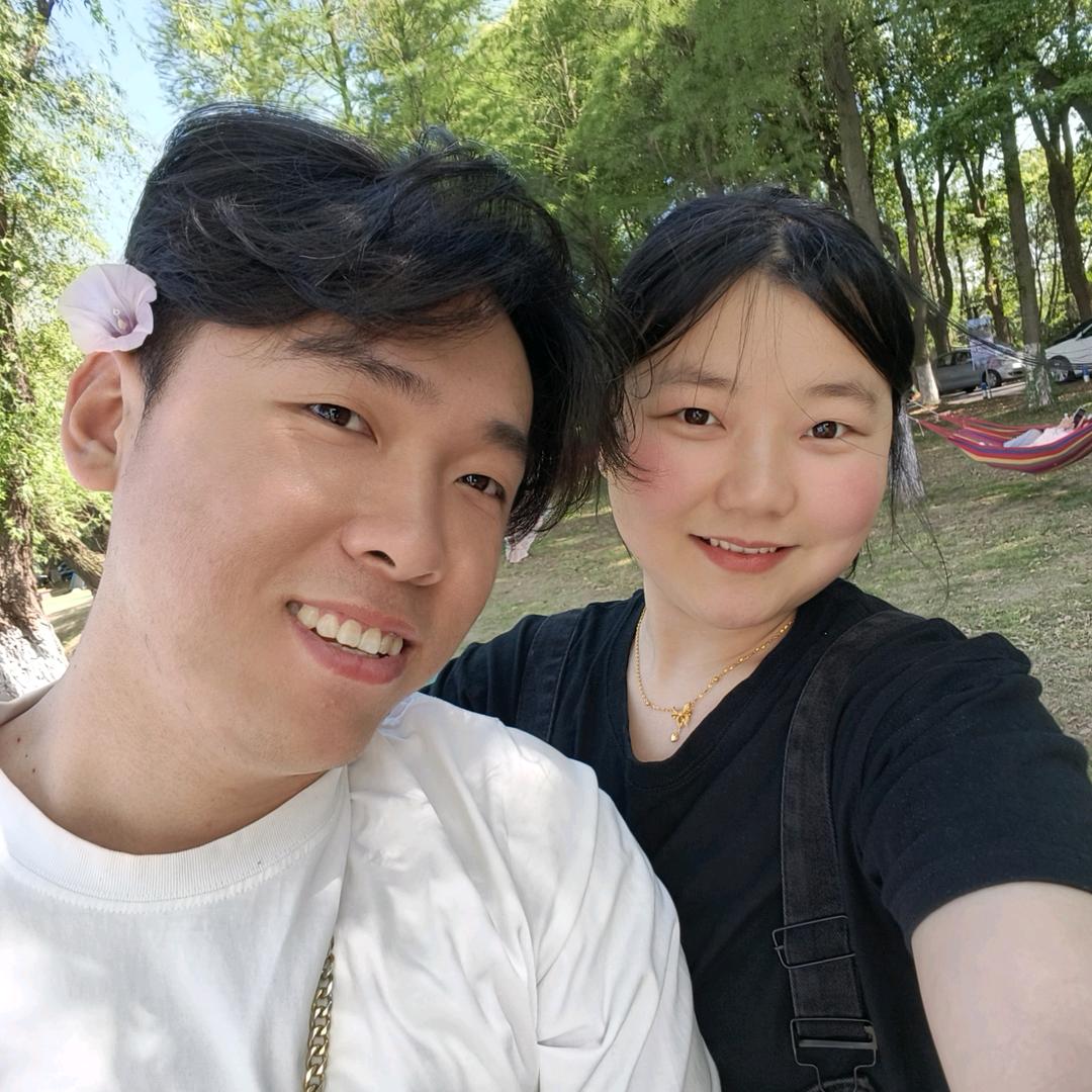 小刘夫妻的乡村生活
