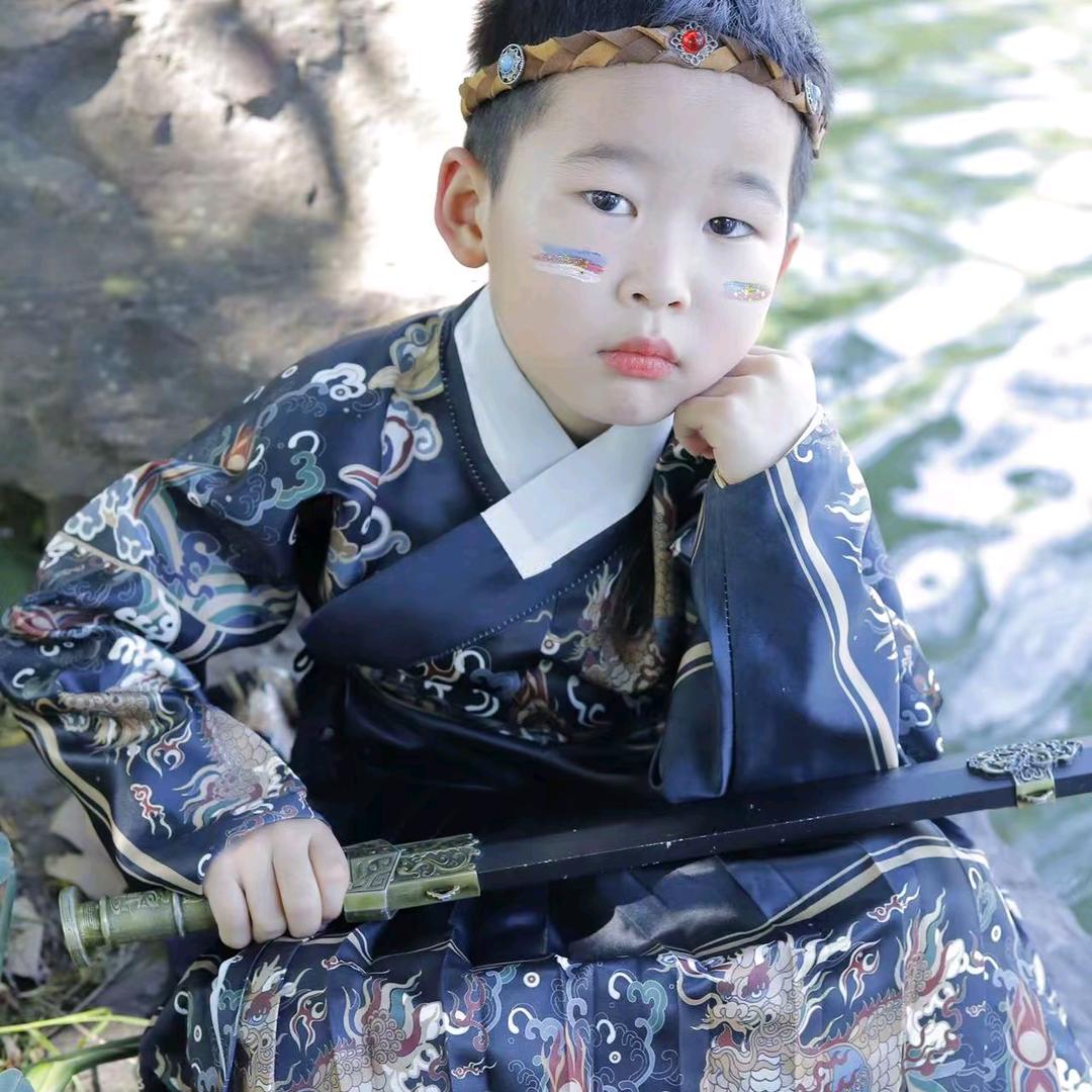 李✺◟(∗❛ัᴗ❛ั∗)◞✺