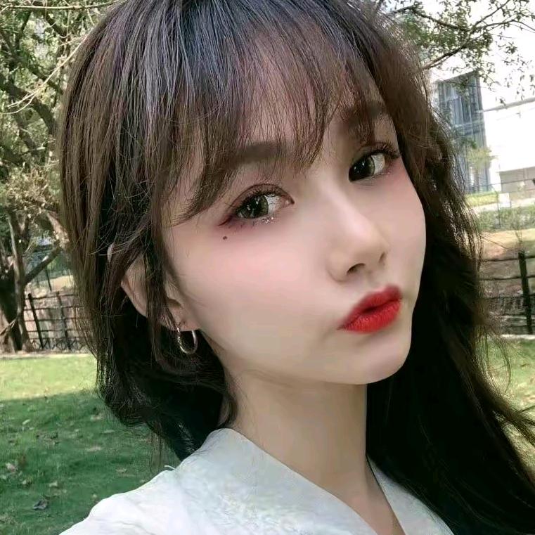 潮牌卡卡