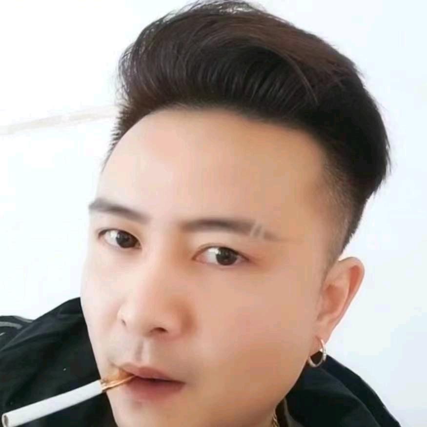 佛山广耀 艾达数控设备刘