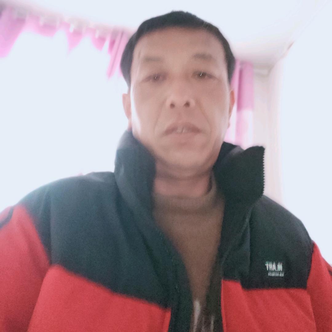 杨卫