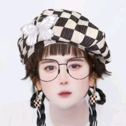 女神是音乐奇才，吹，拉，弹，唱，说