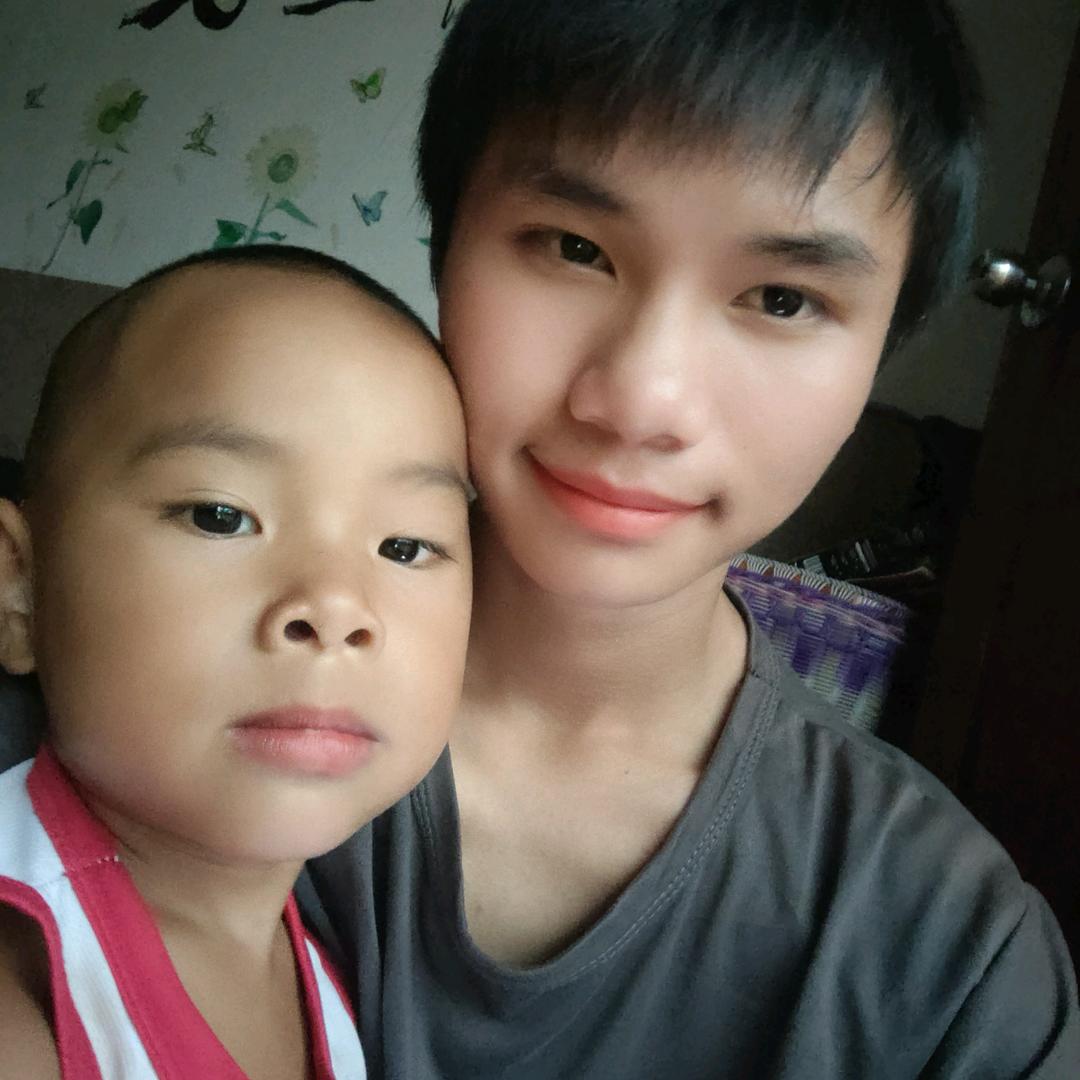 小杰三兄妹