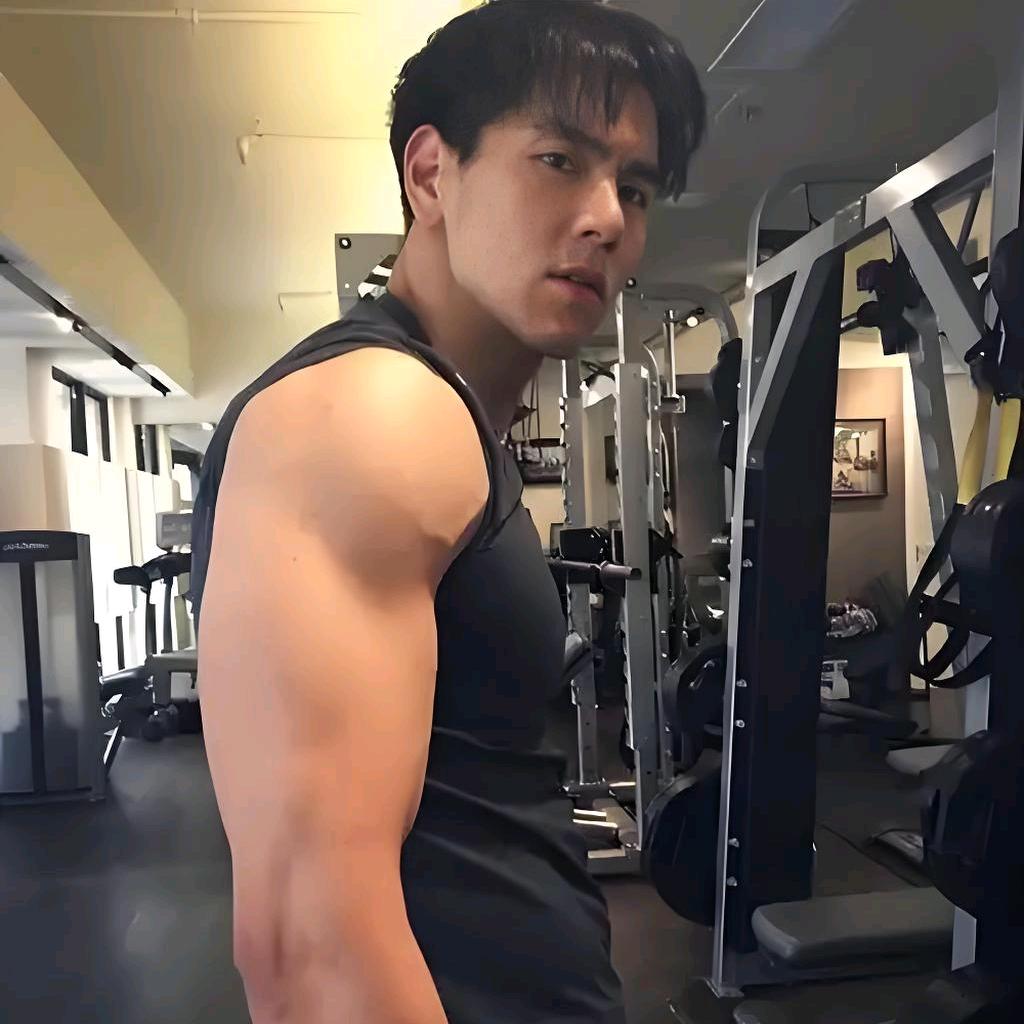 赫