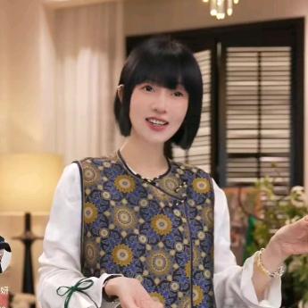 宫小妍 轻奢新中式穿搭