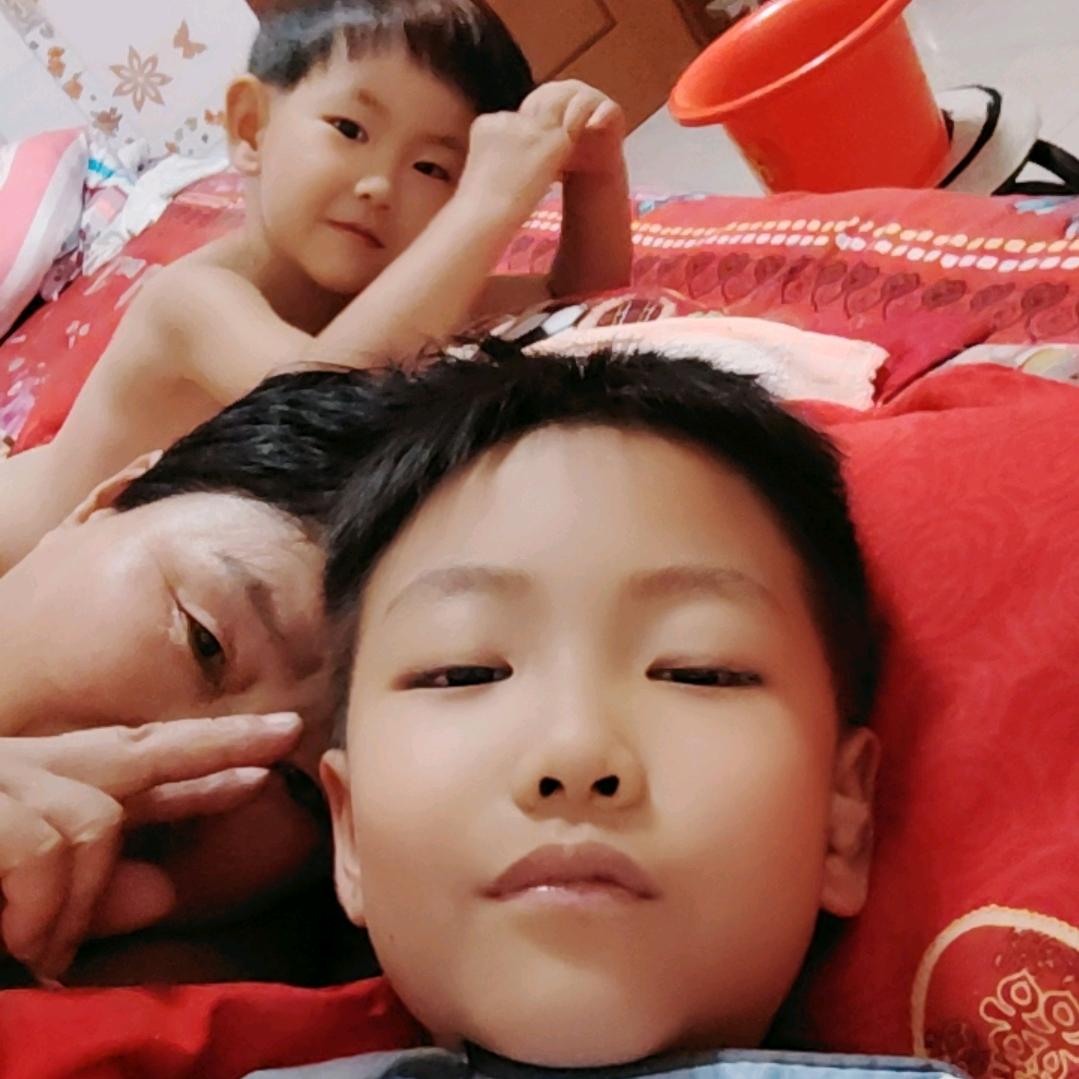 调皮大耗子。nαme