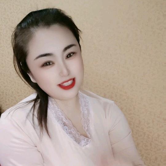 1️⃣丽姐很乖（没人疼）