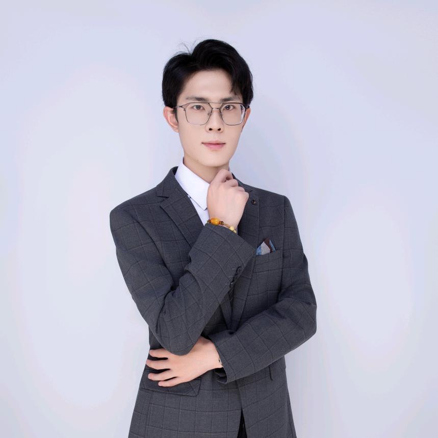 吾悦广场姜校长