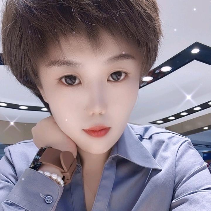 简单简单（荣鑫）