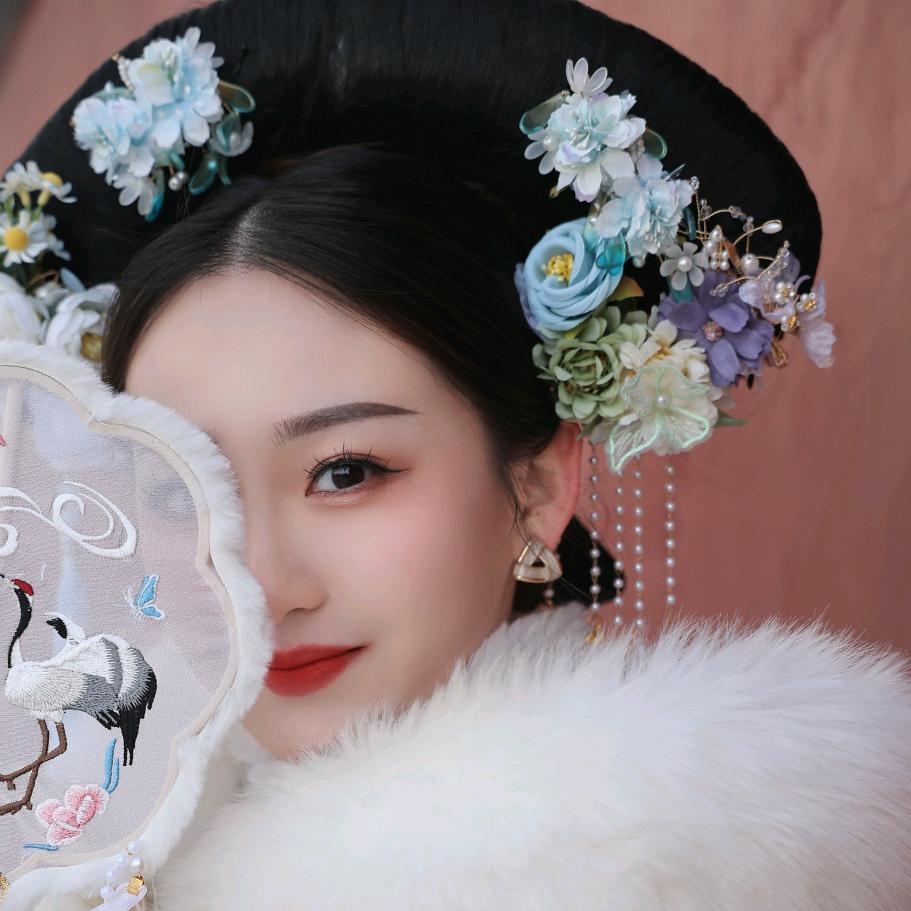 李艺菡（申面）